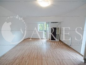 Închiriere spaţiu comercial