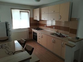 Apartament de închiriat 2 camere în Bistrita, Calea Moldovei