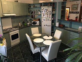 Apartament de vânzare 4 camere în Bistrita, Independentei