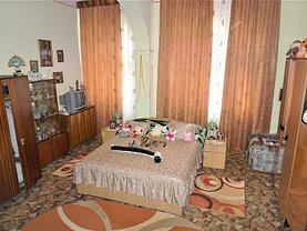 Apartament de vânzare 3 camere, în Bistriţa, zona Ultracentral