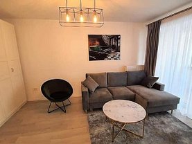 Apartament de închiriat 6 camere, în Braşov, zona Tractorul