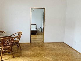 Apartament de vânzare 3 camere, în Braşov, zona Central