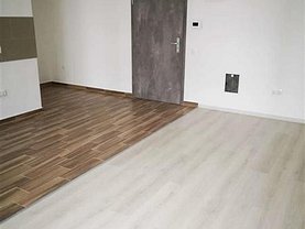 Apartament de închiriat 2 camere, în Braşov, zona Tractorul