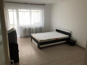 Apartament de închiriat 3 camere, în Bistriţa, zona Calea Moldovei