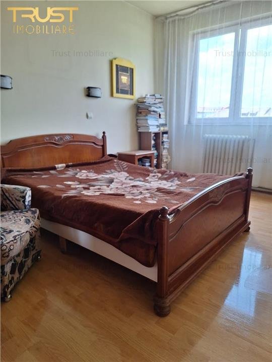Ap 4 camere, Calea Moldovei, zona Han