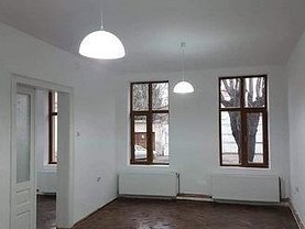 Casa de închiriat 3 camere, în Braşov, zona Centrul Istoric