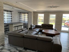 Casa de închiriat 4 camere, în Braşov, zona Exterior Est