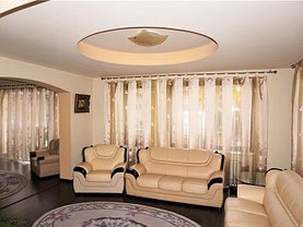 Casa de vânzare 6 camere, în Bistriţa, zona Ultracentral