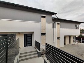 Casa de vânzare 4 camere, în Cluj-Napoca, zona Manastur