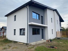 Casa de vânzare 4 camere, în Bistriţa, zona Unirea