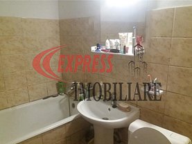 Apartament de vânzare 3 camere, în Bucureşti, zona Dristor