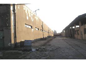 Vânzare spaţiu industrial