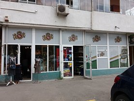 Vânzare spaţiu comercial