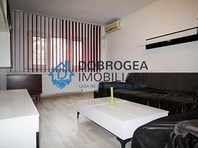 Apartament de vânzare 3 camere, în Tulcea, zona C5