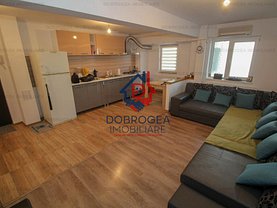 Apartament de vânzare 3 camere, în Tulcea, zona E3