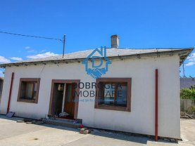 Casa de vânzare 3 camere, în Tulcea, zona Vest