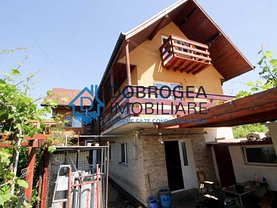 Casa de închiriat 7 camere, în Tulcea, zona Central