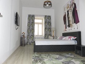 Apartament de închiriat 3 camere, în Cluj-Napoca, zona Central