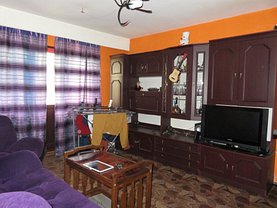 Apartament de vânzare 3 camere, în Cluj-Napoca, zona Mănăştur