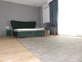 Apartament de vânzare 5 camere, în Baciu