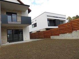 Casa de vânzare 5 camere, în Cluj-Napoca, zona Mănăştur
