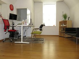 Vânzare spaţiu comercial