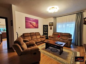Apartament de vânzare 3 camere, în Otopeni