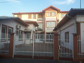 Casa de vânzare 15 camere, în Ploieşti, zona Central