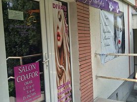 Închiriere spaţiu comercial