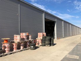 Închiriere spaţiu industrial