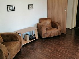 Apartament de închiriat 4 camere, în Bucureşti, zona Berceni