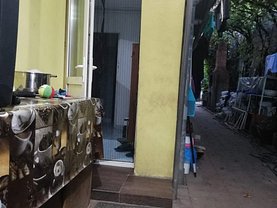 Casa de vânzare 3 camere, în Bucureşti, zona 1 Mai