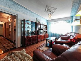 Apartament de vânzare 3 camere în Calarasi, Central