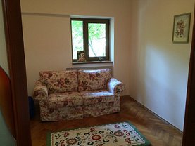 Apartament de vânzare 3 camere, în Bucuresti, zona Universitate