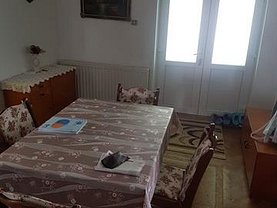 Apartament de vânzare 3 camere în Sibiu, Calea Dumbravii