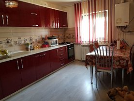 Apartament de vânzare 2 camere, în Deva, zona 22 Decembrie