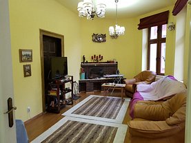 Apartament de închiriat 3 camere, în Deva, zona Ultracentral