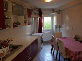 Apartament de vânzare 4 camere în Deva, Mihai Eminescu