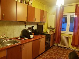 Apartament de vânzare 3 camere, în Deva, zona Ultracentral