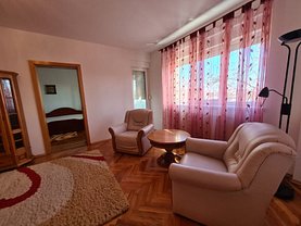 Apartament de închiriat 3 camere, în Deva, zona Titu Maiorescu
