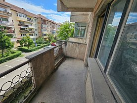 Apartament de vânzare 2 camere, în Deva, zona Dorobanţi