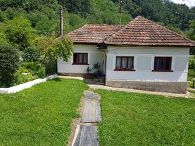 Casa 4 camere în Chiscadaga