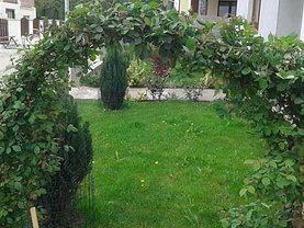 Casa de vânzare 5 camere, în Simeria, zona Sud-Est