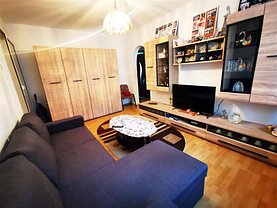 Apartament de vânzare 3 camere, în Cluj-Napoca, zona Manastur