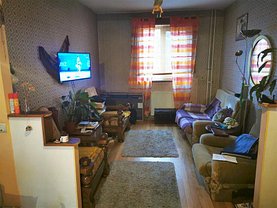 Apartament de vânzare 4 camere, în Cluj-Napoca, zona Manastur