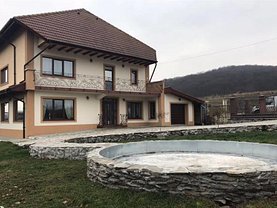 Casa de vânzare 7 camere, în Popeşti, zona Central