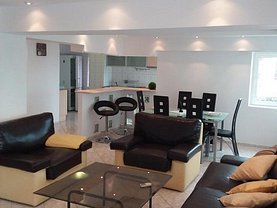 Apartament de închiriat 4 camere, în Bucuresti, zona Unirii