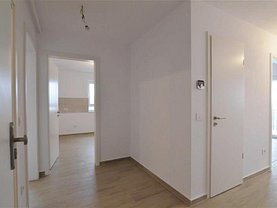 Apartament de vânzare 2 camere, în Braşov, zona Tractorul