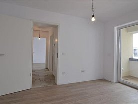 Apartament de vânzare 2 camere, în Braşov, zona Tractorul