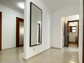 Apartament de vânzare 4 camere, în Bucureşti, zona Periferie